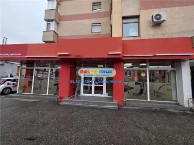 Inchiriere spatiu Comercial central situat aproape de Mall Pitesti - foto 3