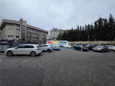 Inchiriere spatiu Comercial central situat aproape de Mall Pitesti - foto 8