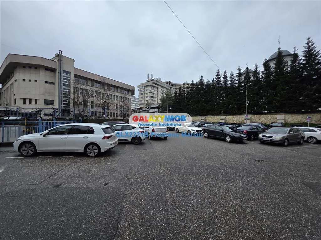 Inchiriere spatiu Comercial central situat aproape de Mall Pitesti - foto 8