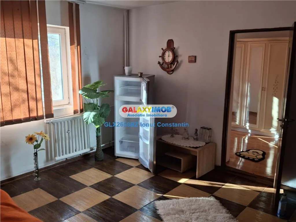 Vanzare apartament 2 camere zona Spiru Haret - foto 1