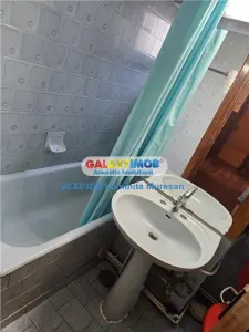 Inchiriere apartament 3 camere decomandat Targoviste CFR - foto 19