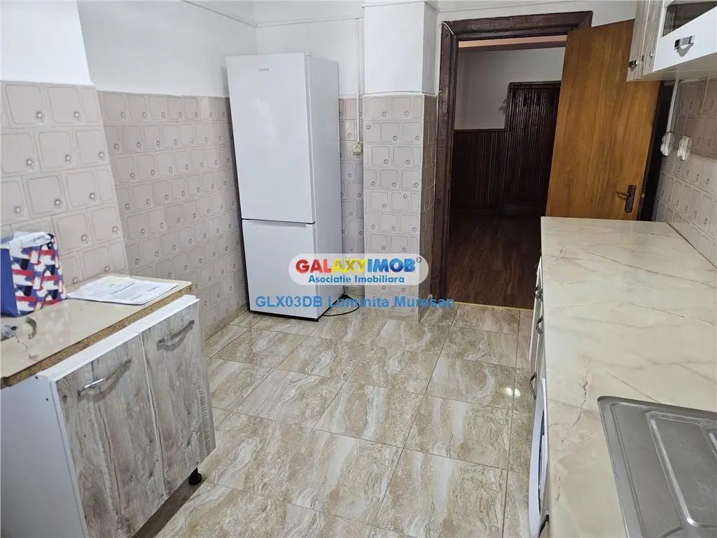 Inchiriere apartament 3 camere decomandat Targoviste CFR - foto 9