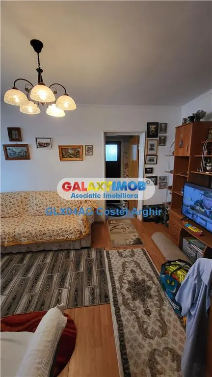 Vindem ap cu 3 camere, et 4 SD , Craiovei , mobilat si utilat - foto 1