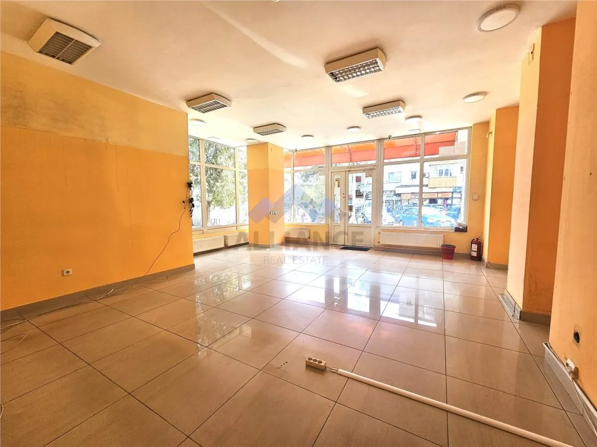 Intersectia Galata, spatiu comercial stradal - foto 1