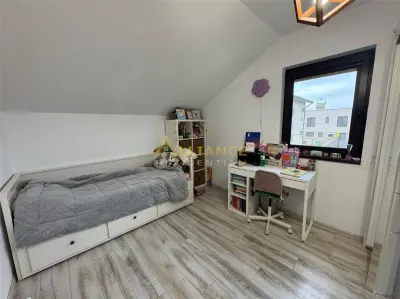 Casa Individuala - 5 camere - 3 bai - 403mp teren - foto 11
