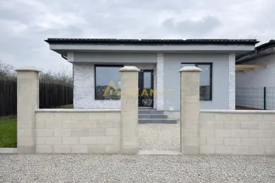 Casa Individuala | 1 Nivel | 3 camere | Teren 250mp - Berceni