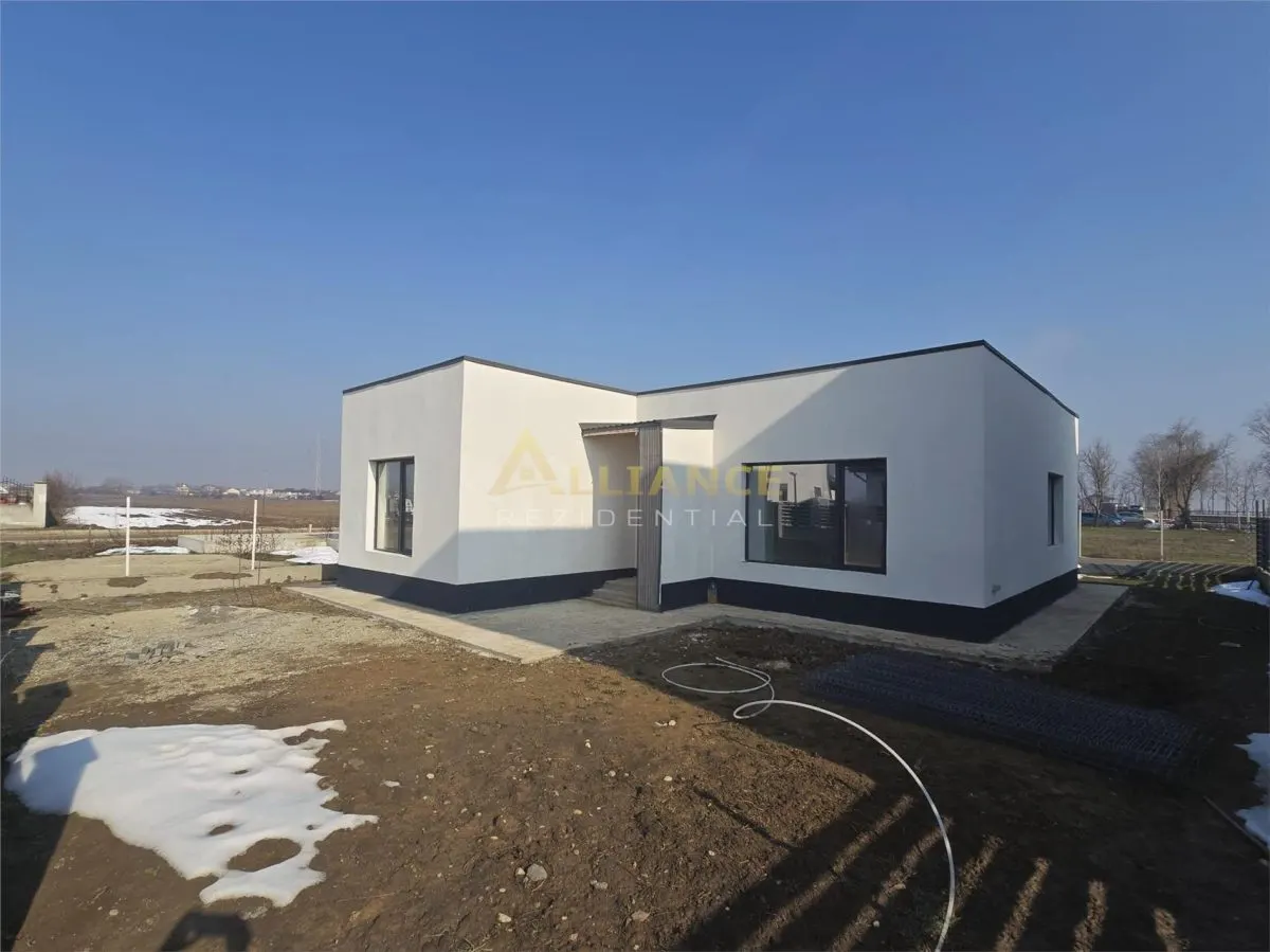 3 CAMERE 2 BĂI - COMUNA BERCENI, ILFOV - 130.000€ - foto 1