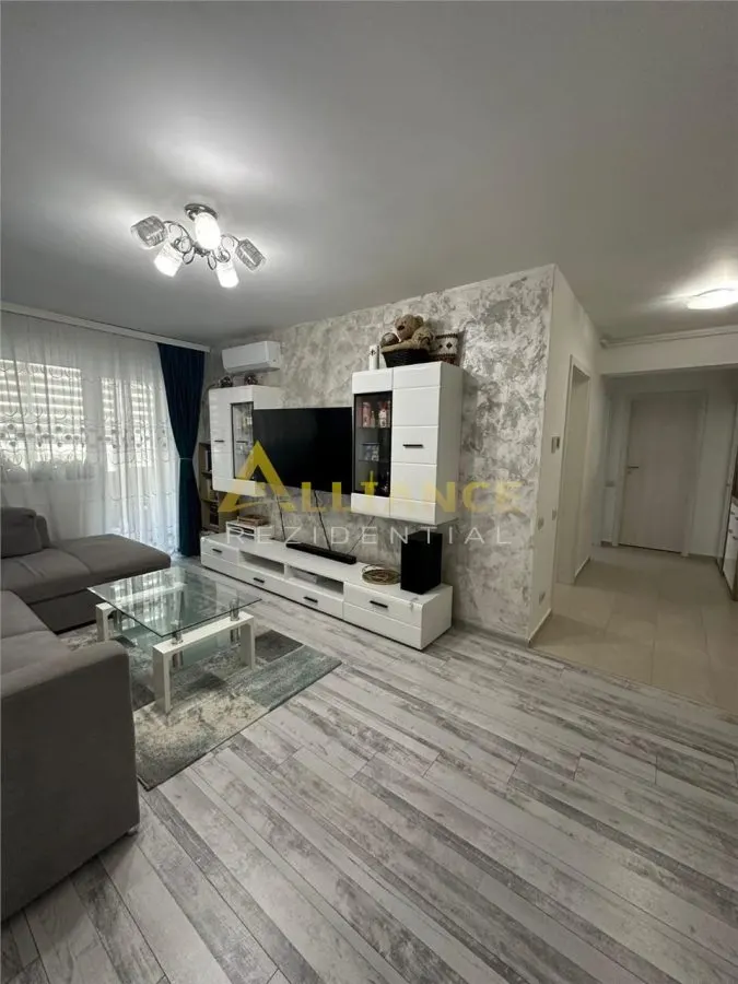 Apartament cu 2 camere - foto 1