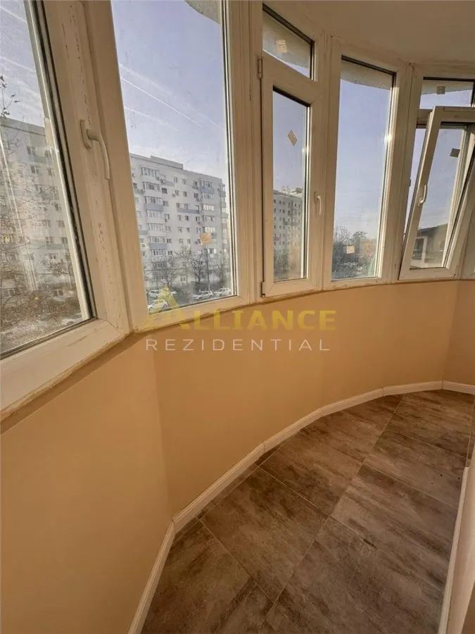 Metrou Aparatorii Patriei 5 min Ap 3 Cam Renovat - foto 11