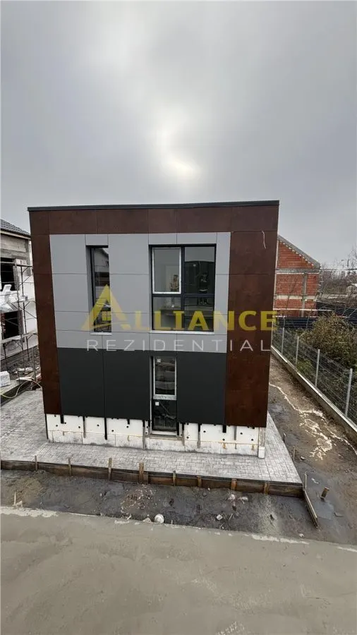 Vila 4 camere de vanzare || aproape de Mega Image || campus scolar - foto 2
