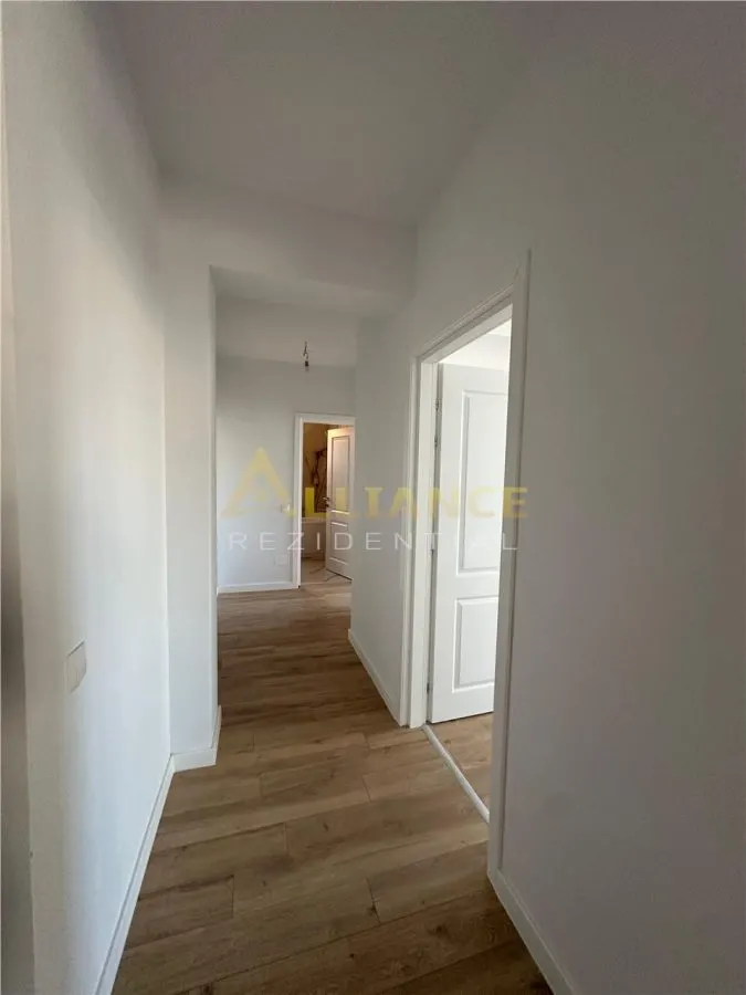 Apartament 3 camere bloc nou P+3 || lift || incalzire in pardoseala || metrou aproape - foto 8