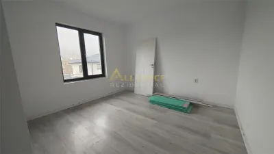 Casa individuala - 3 camere - 2 bai - 378 mp teren - foto 12