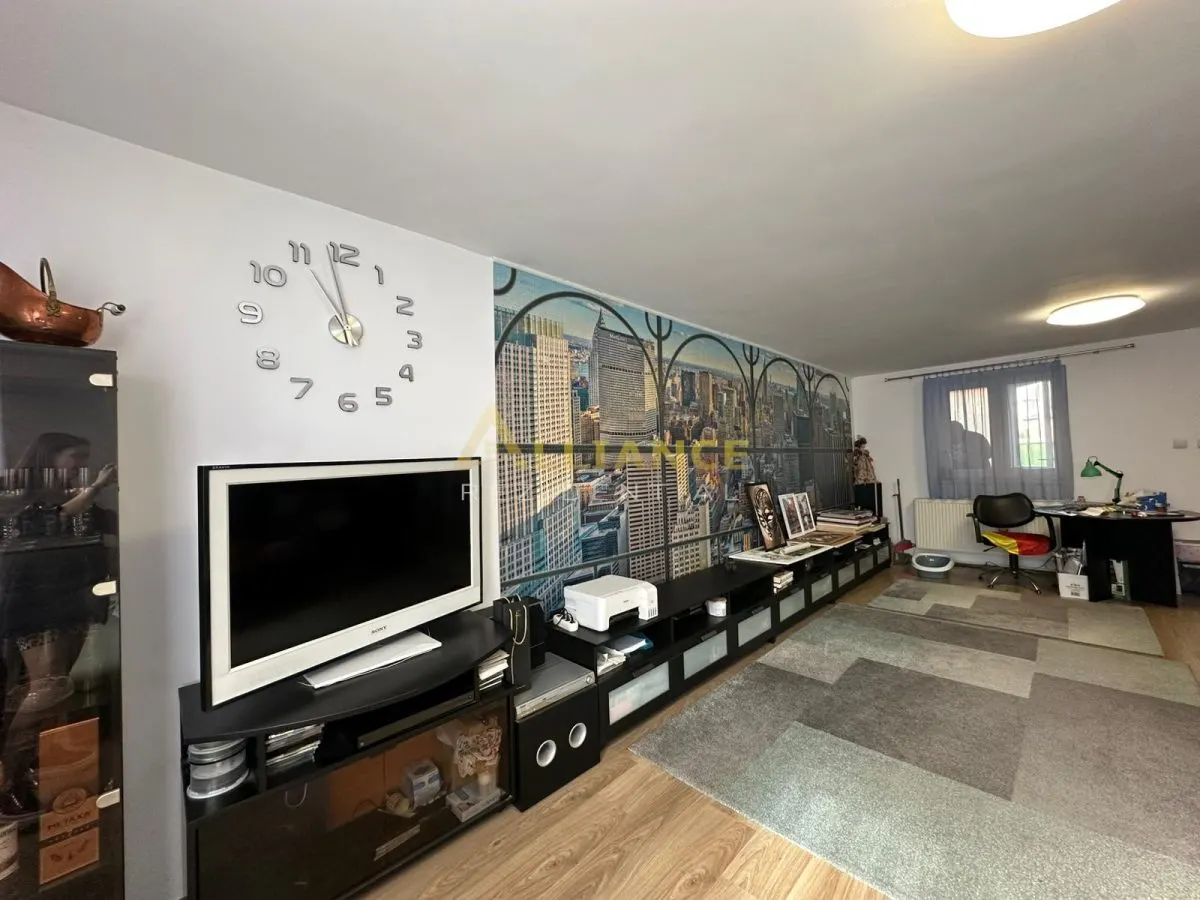 Vila individuala + Spatiu comercial - Teren 480 MP - - foto 4