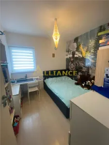[SECTOR 4] Apartament 3 camere - 2 bai + Parcare - foto 3