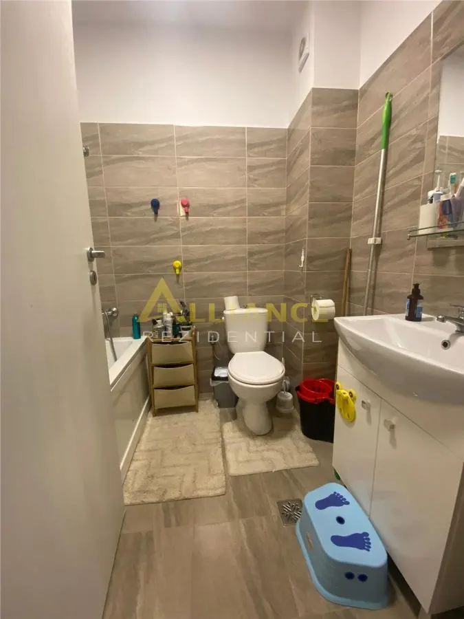 [SECTOR 4] Apartament 3 camere - 2 bai + Parcare - foto 7