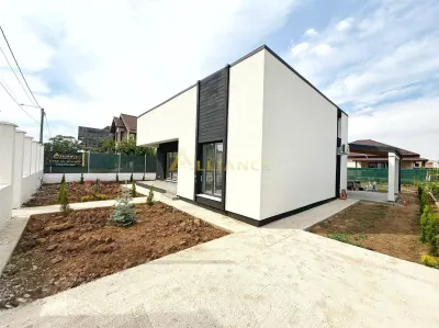 Casa Individuala || 2 dormitoare || 2 bai || Teren 440 mp - Berceni