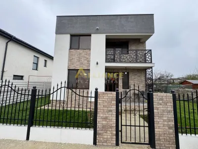 Casa Individuala - 4 Camere 2 Bai - Teren 325 mp - Berceni