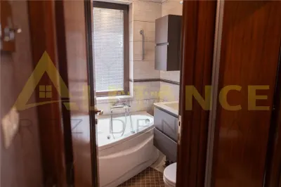 Vila individuala 7 camere cu piscina - foto 13