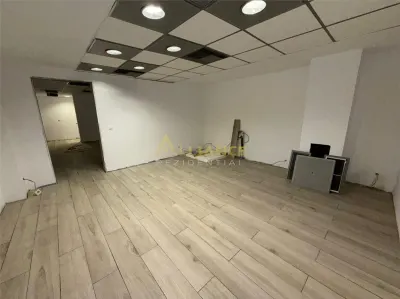 Spatiu comercial premium pe Bulevardul Marasesti - 234 mp, parter si etaj, flexibil pentru orice business - foto 7