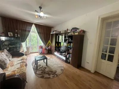 Apartament 4 camere ultra central  Vasile Lascar, la 5 minute de Universitate - Bucuresti