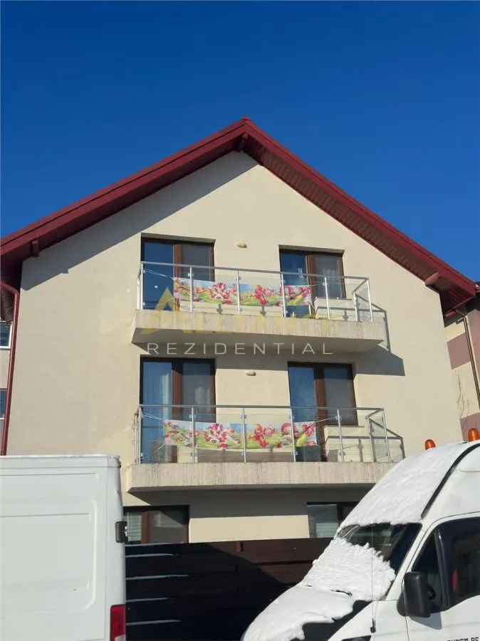 Casa individuala 213 mp, teren 300 m - foto 3