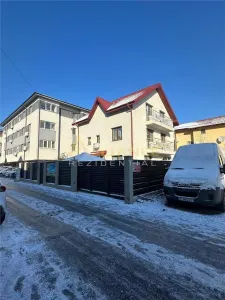 Casa - 370.000eur - 6 Dormitoare + living - foto 16