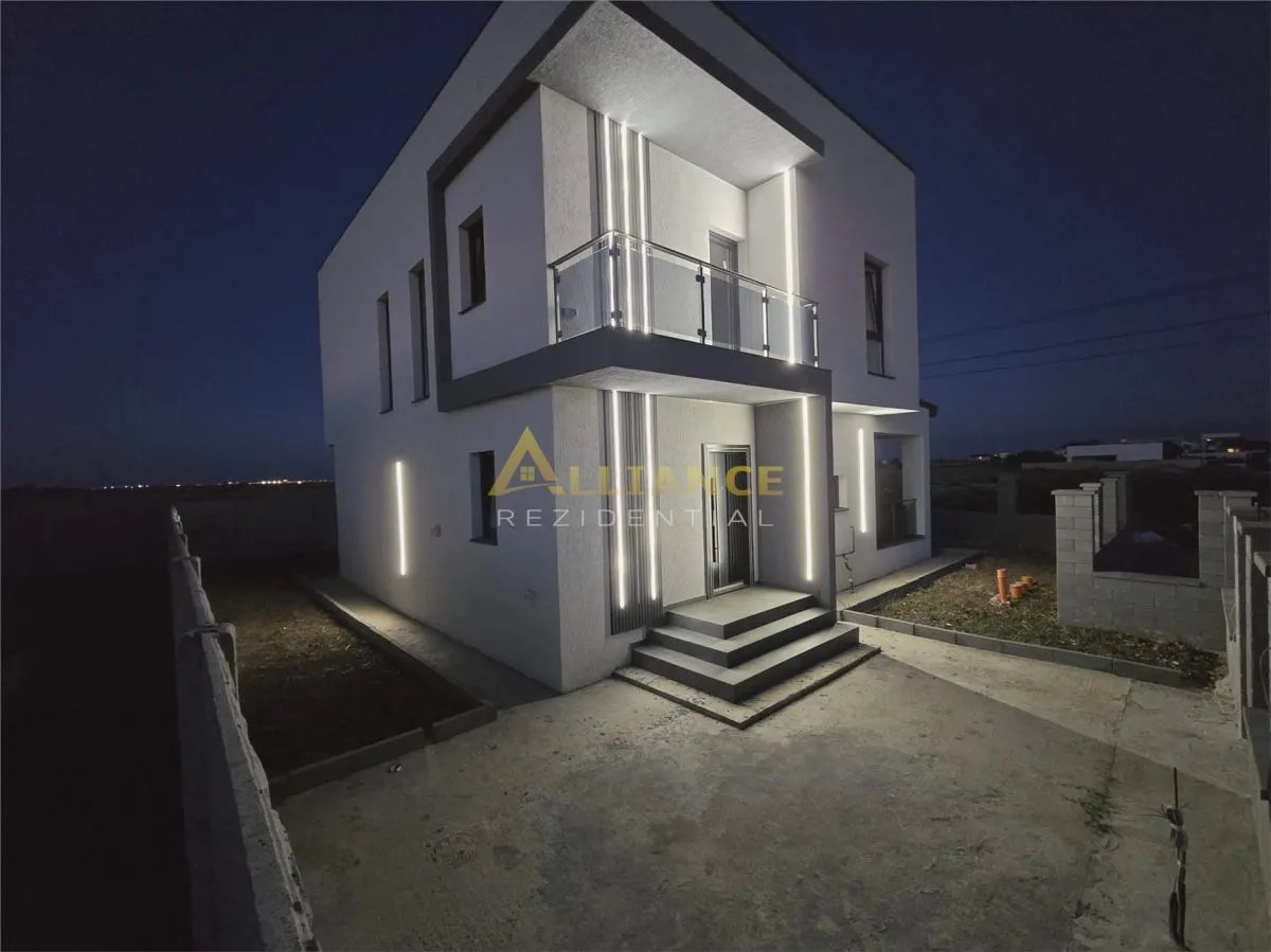 Vila individuala - 4 camere - 3 bai - incalzire pardoseala - placa de beton - foto 1