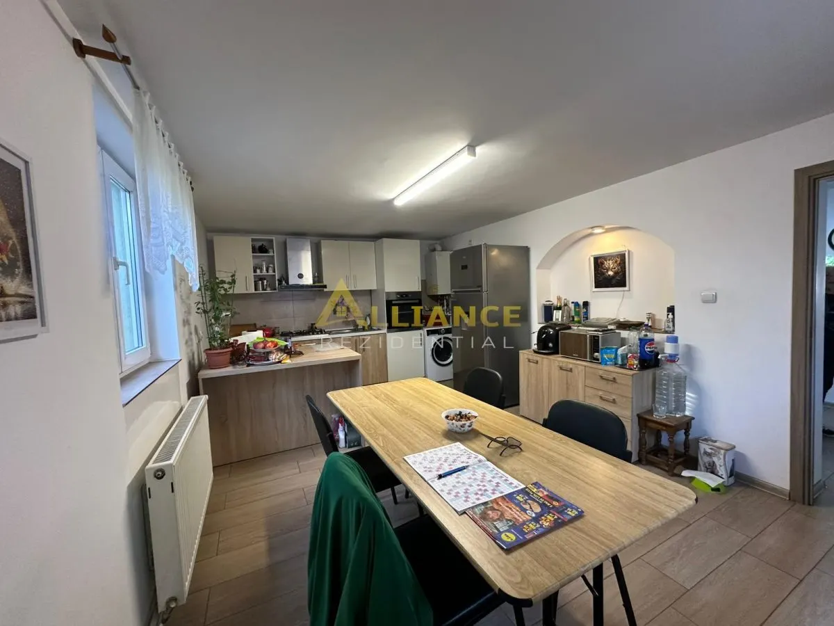 Casa 6 camere cu spatiu comercial de vânzare - Soseaua Leordeni, lânga Primarie - foto 11