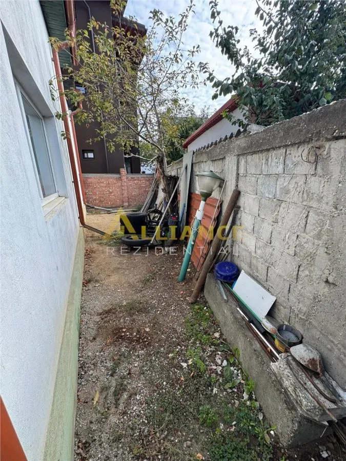 Casa 6 camere cu spatiu comercial de vânzare - Soseaua Leordeni, lânga Primarie - foto 5