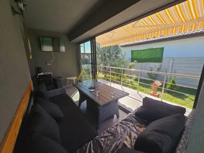 Casa mobilata si utilata - 3 camere- panouri solare+baterii stocare-sistem paza - Berceni
