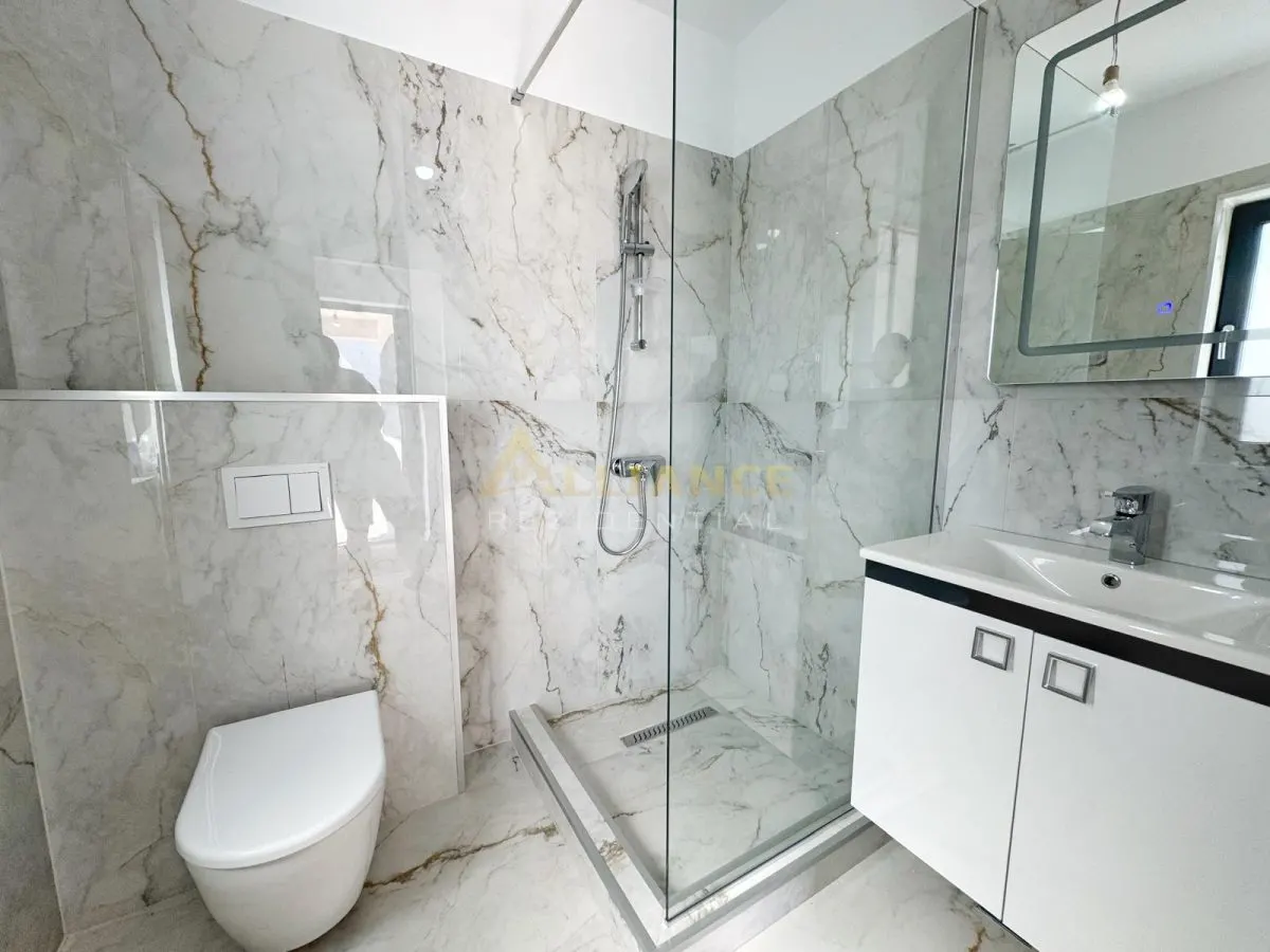 Vila Individuala / Curte Amenajata / 5 Camere / 2 Bai / Teren 360 mp - foto 2