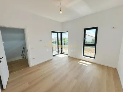 Vila Individuala / Curte Amenajata / 5 Camere / 2 Bai / Teren 360 mp - foto 10