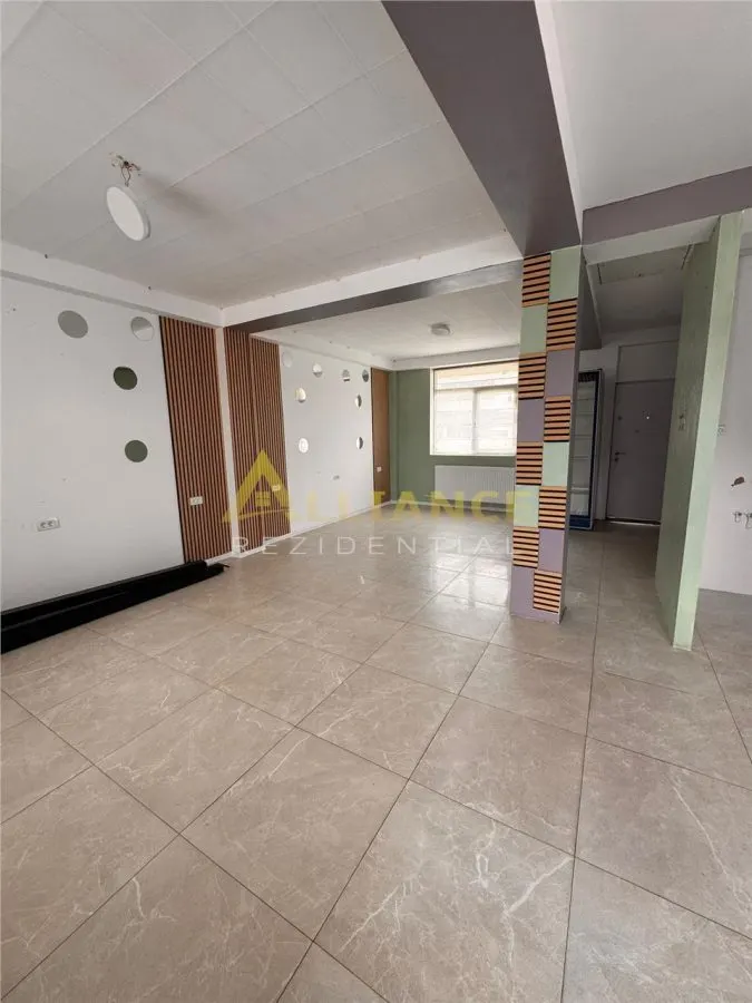 Casa / Spatiu comercial | 60 mp + POD | Teren 180 MP - foto 5