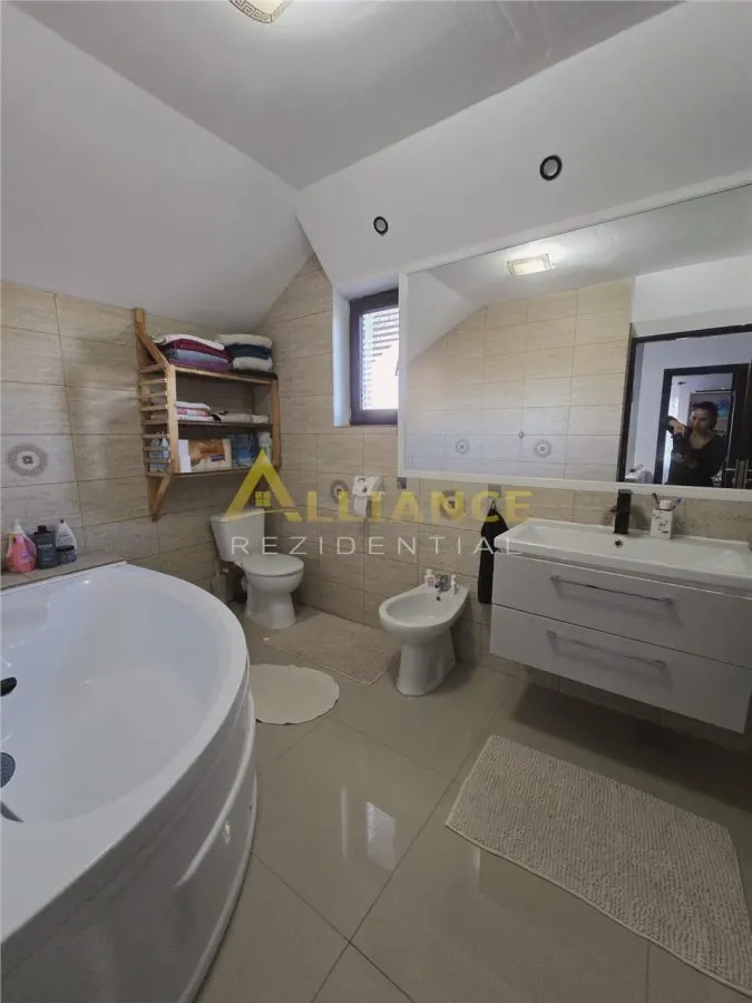 Vila mobilata si utilata- 5 camere -foisor -pod- statie dedurizare - foto 9