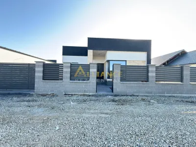Casa Stil Mediteranean | 4 camere | 3 bai | Incalzire prin pardoseala - Berceni