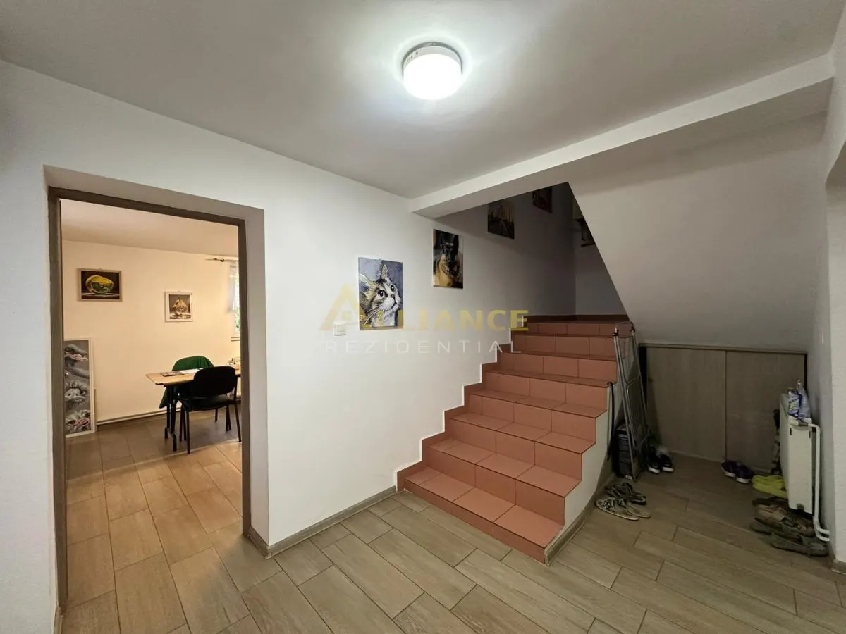 Casa individuala si spatiu comercial - foto 15