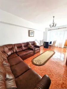 Apartament 4 camere conf 1 dec zona Ultracentral - Buzau