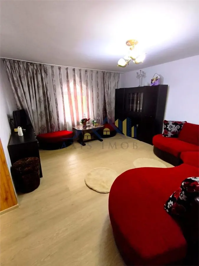 Casa tip P+1 zona Focsanei, Vadu Pasii - foto 2