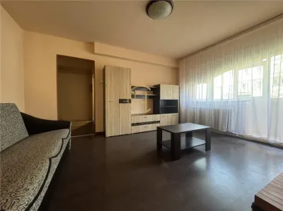 Podu Ros Palas 2 camere etaj 2 Strada Decebal - Iasi