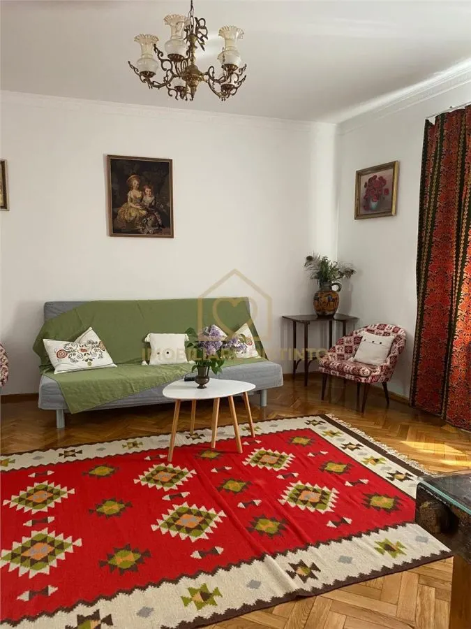 Apartament zona centru vechi cu spatiu verde parter - foto 1