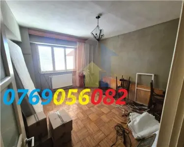 2 camere 65 mp,Tineretului, etaj intermediar, bloc cu lift - Braila