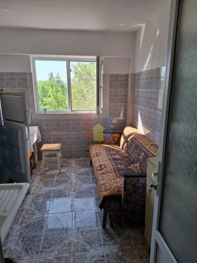 3 camere DECOMANDAT, 67 mp, 2 bai, Viziru 1 - Pistruiatu - foto 6