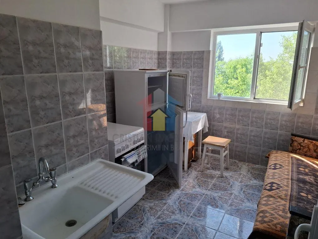 3 camere DECOMANDAT, 67 mp, 2 bai, Viziru 1 - Pistruiatu - foto 6