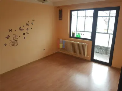 Liber! 2 camere, Hipodrom - Microhala, Disponibil Imediat! - Braila