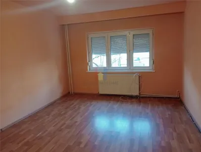 PARTER cu extindere ap 2camere Decomandat 65 mp - Braila