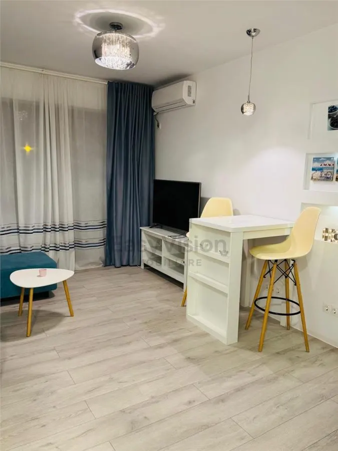 2 camere | Mihai Bravu-Vitan | bloc 2018 | - foto 2