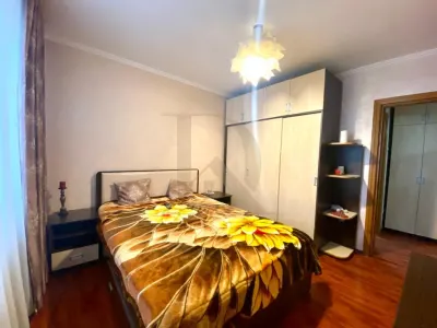 Apartament 2 camere Podu Ros - Liceul Cantemir , loc de parcare - foto 10