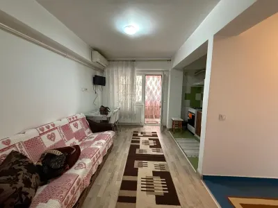 Pacurari - Alpha Bank , 2 camere ,etaj 1, loc de parcare - foto 2