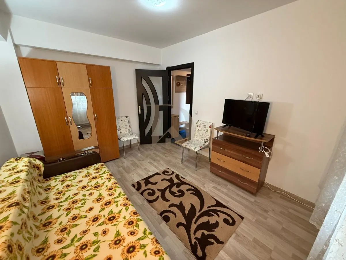 Pacurari - Alpha Bank , 2 camere ,etaj 1, loc de parcare - foto 13