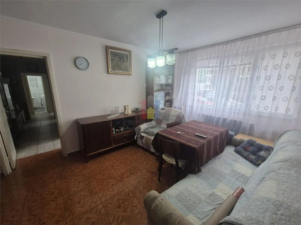 AP 4 camere, Hipodrom, Parter+Balcon, Confort 1 - 81 mp, 2 gr sanitare - foto 2